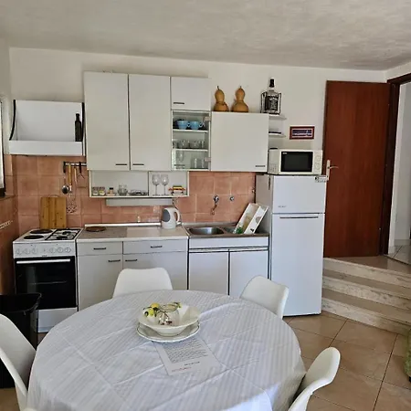 Apartment Nina *