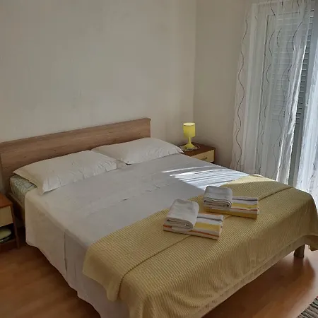 Nina Apartment *