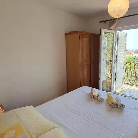 Nina Apartment *