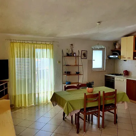 Nina Apartment
