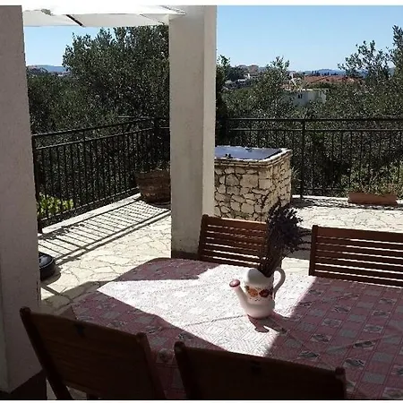 Nina Apartment *