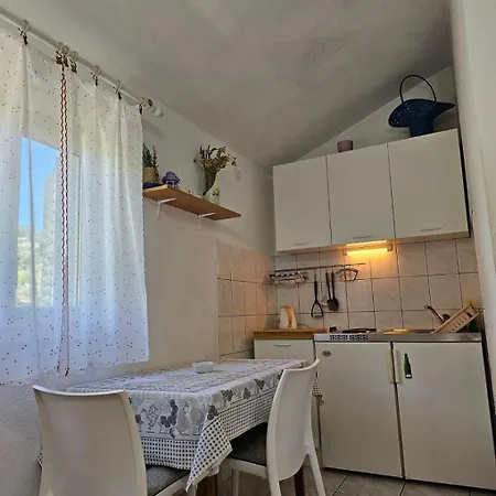 Apartment Nina Seget Vranjica